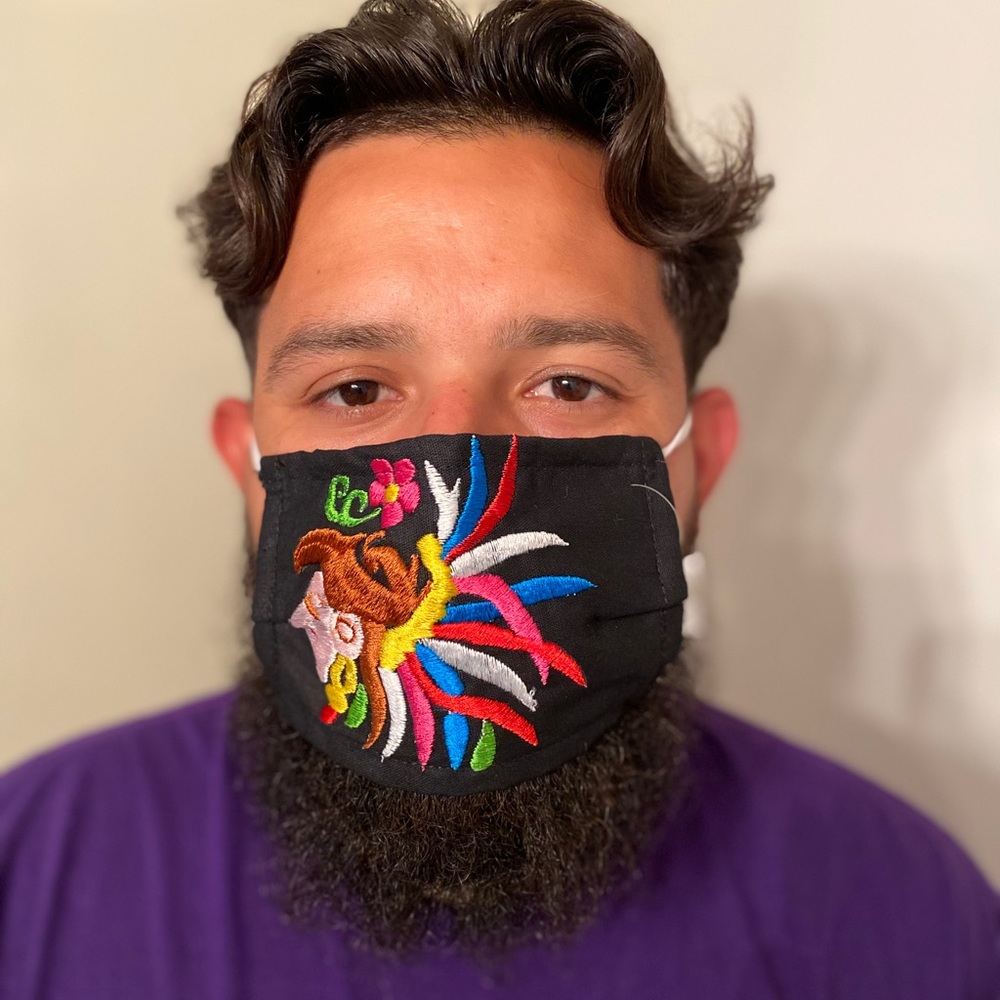 Artisan embroidered face covering Indian style - Picture 3 of 4